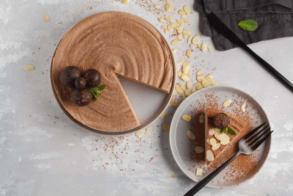 Postre de pasta de avellanas y Mantekitas Turimar